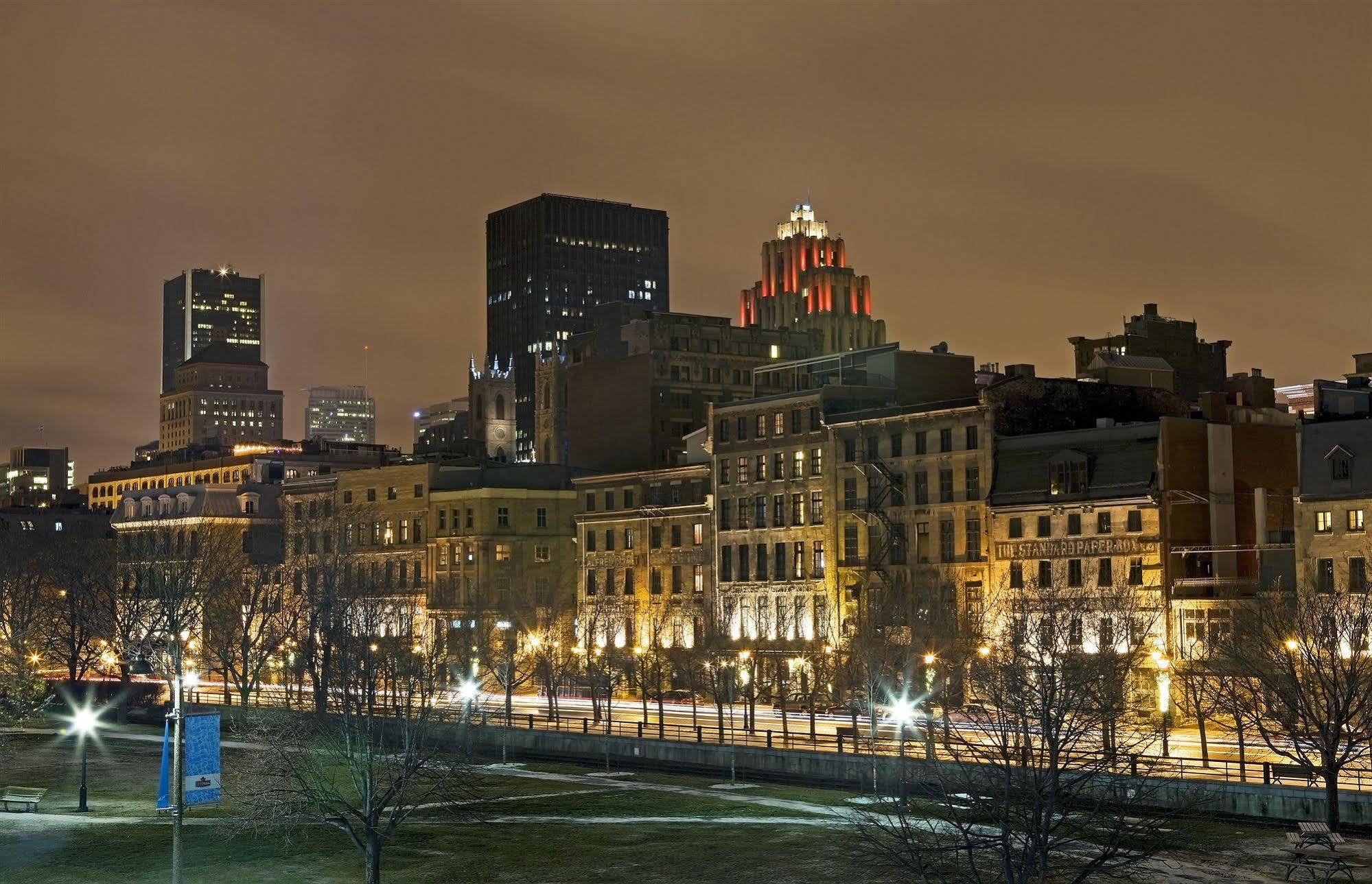 Auberge De La Place Royale Montréal Exteriör bild
